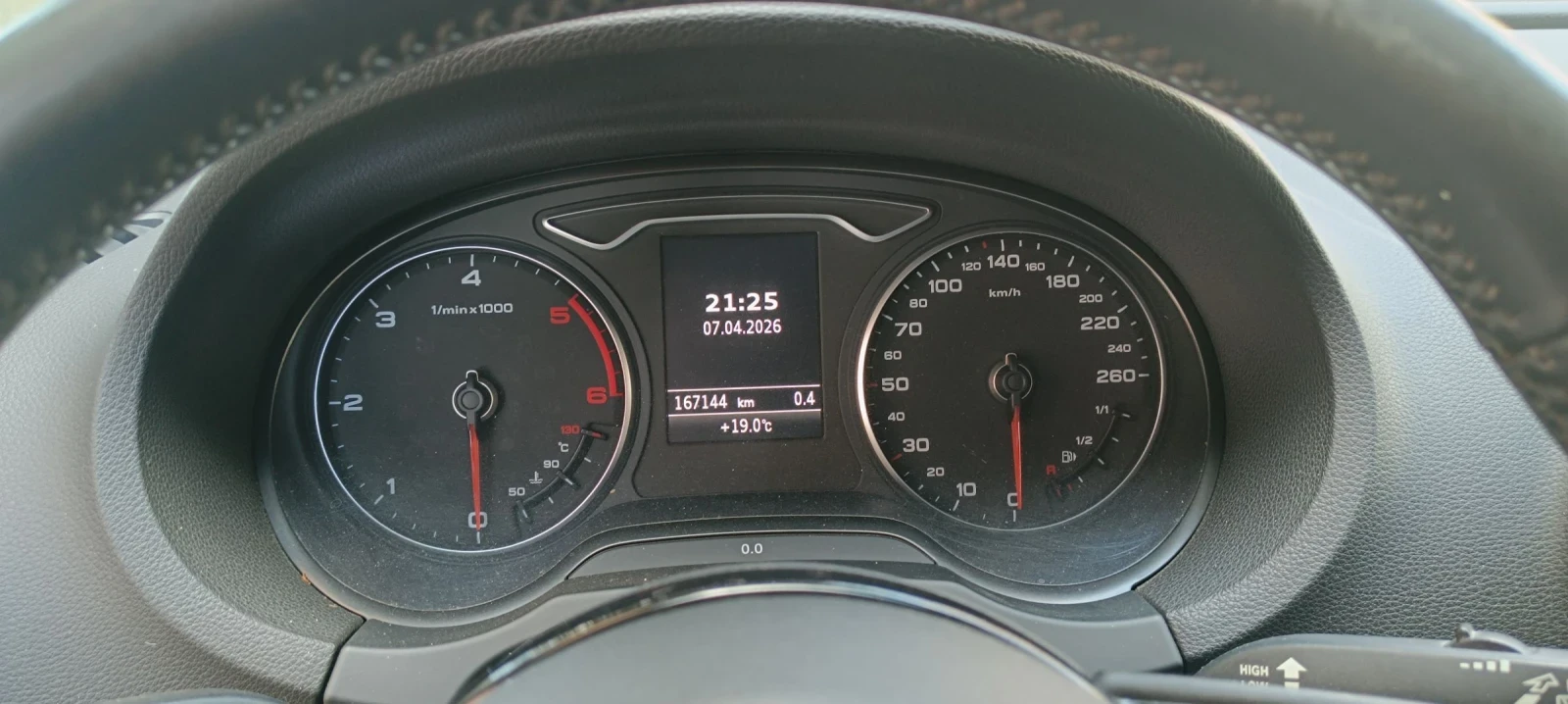 Audi A3 1.6 TDI 105k.c, снимка 14 - Автомобили и джипове - 54303126