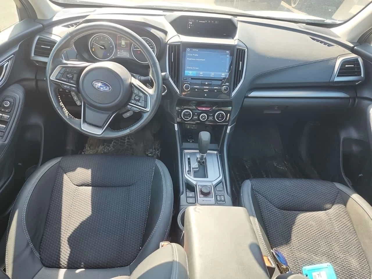 Subaru Forester TOURING| PANORAMA| LANE ASSIST| CARFAX| ПОДГРЕВИ, снимка 8 - Автомобили и джипове - 54593215