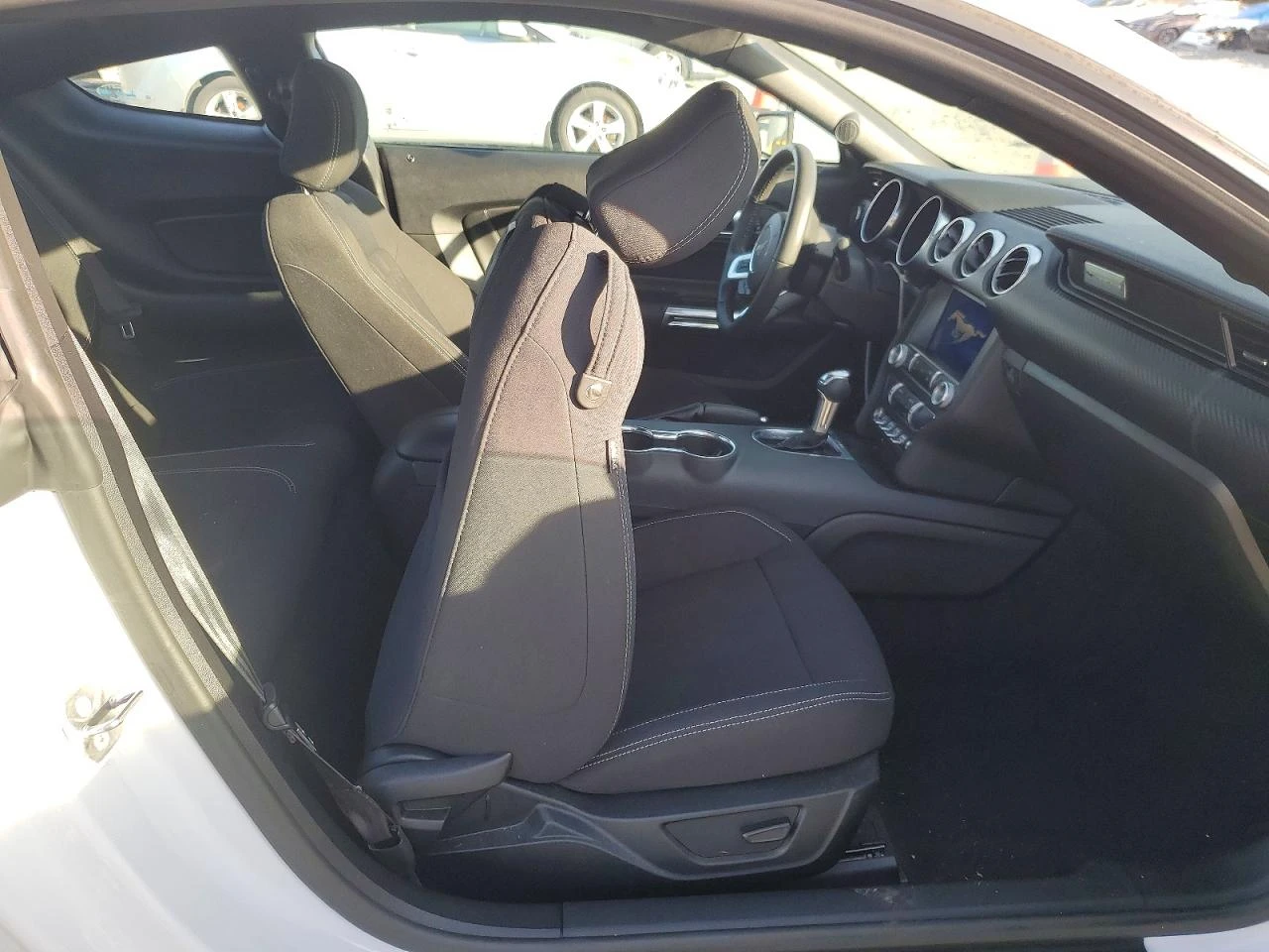 Ford Mustang 2.3l, снимка 10 - Автомобили и джипове - 54882997