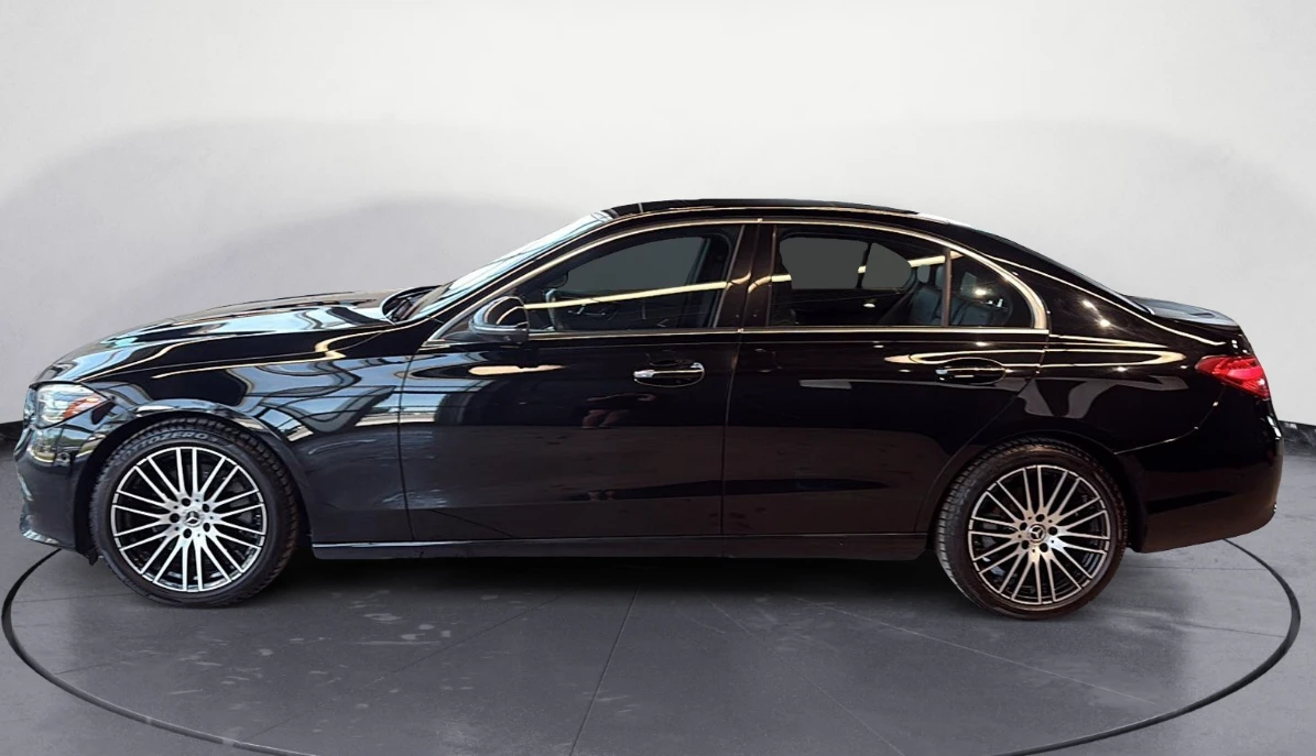 Mercedes-Benz C 300 * AMG* 360CAM* DISTRONIC* AMBIENT* SPORT WHEELS* B, снимка 3 - Автомобили и джипове - 54968936