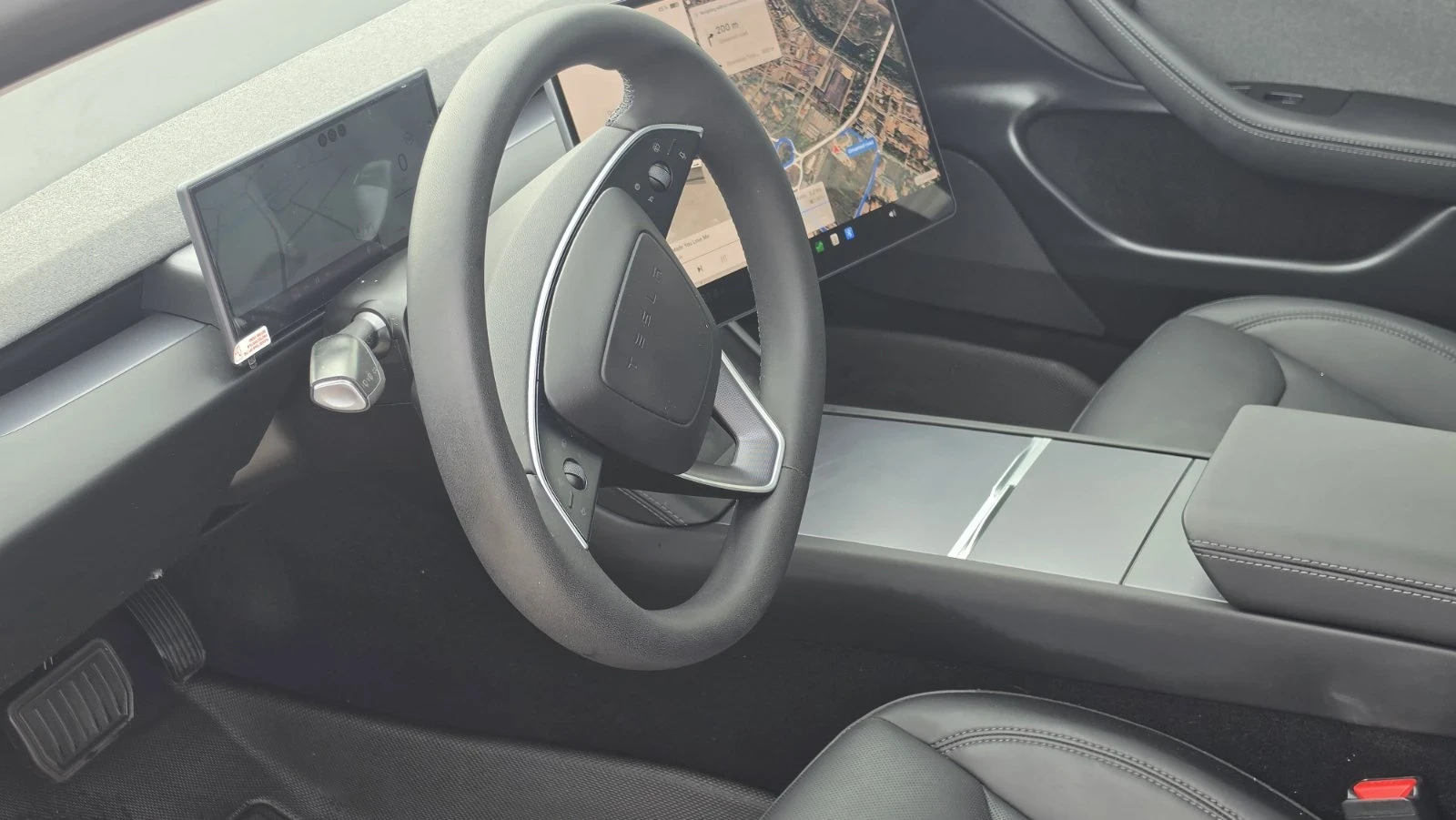 Tesla Model 3, снимка 12 - Автомобили и джипове - 54973968