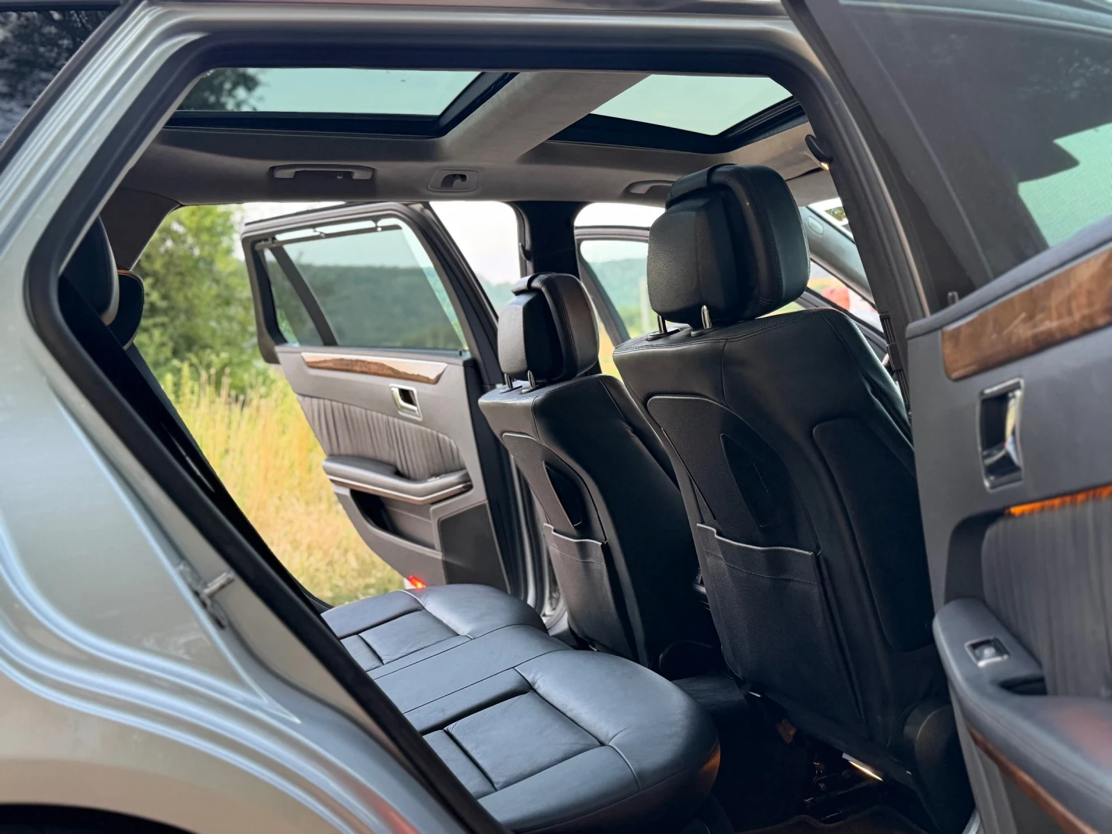 Mercedes-Benz E 350 Panorama massage obduhvane FULL FULL FULL FULL FUL, снимка 14 - Автомобили и джипове - 55377314