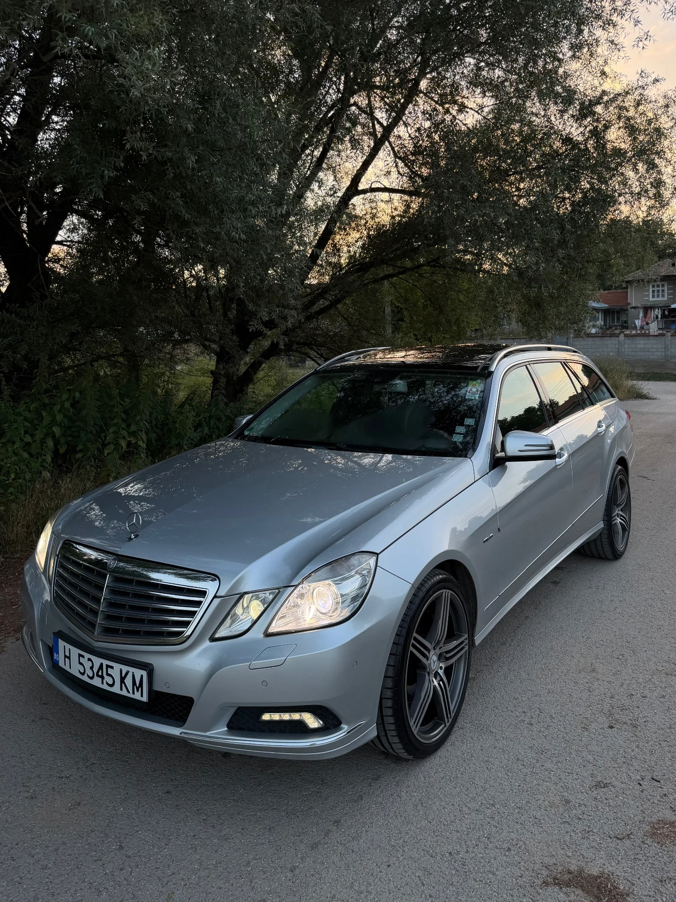 Mercedes-Benz E 350 Panorama massage obduhvane FULL FULL FULL FULL FUL, снимка 2 - Автомобили и джипове - 55377314