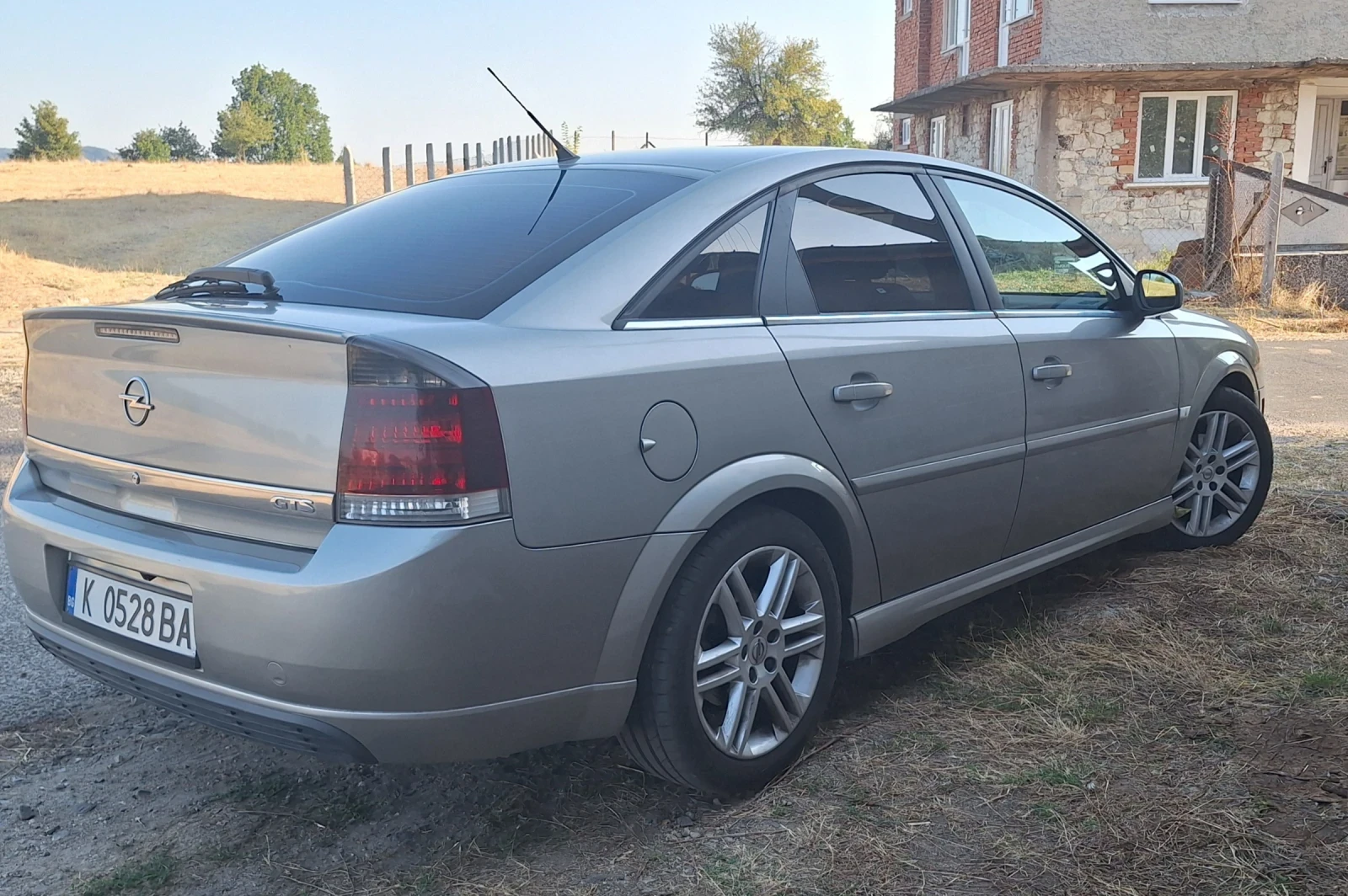 Opel Vectra C GTS, снимка 2 - Автомобили и джипове - 55779869