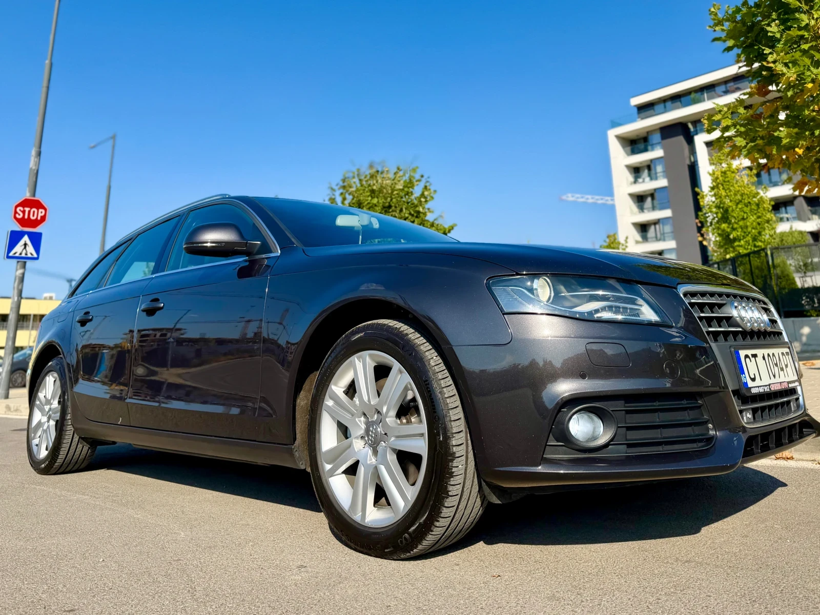 Audi A4 2.0 TDI 143 6ск. ръчна/нави/алкнатара, снимка 5 - Автомобили и джипове - 55780990