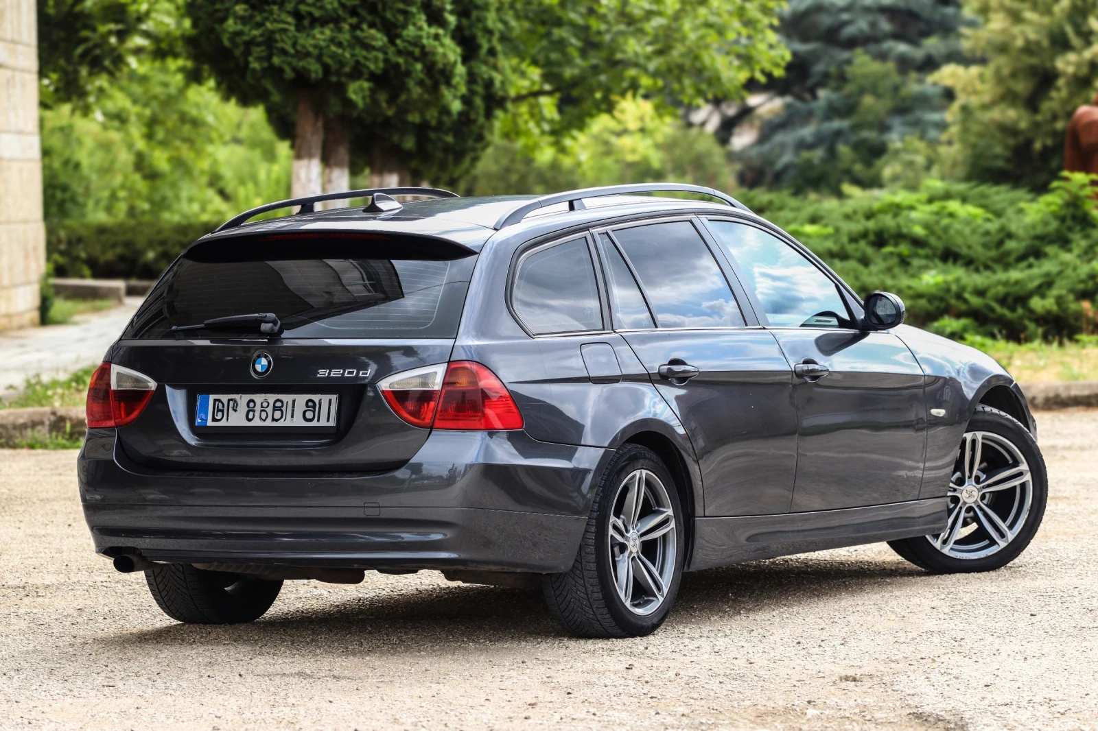 BMW 320, снимка 7 - Автомобили и джипове - 55903227