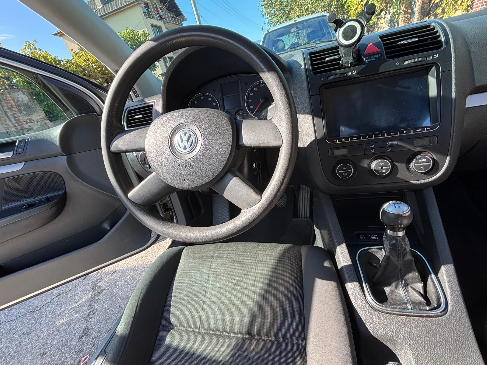 VW Golf 1.4, снимка 7 - Автомобили и джипове - 56049751