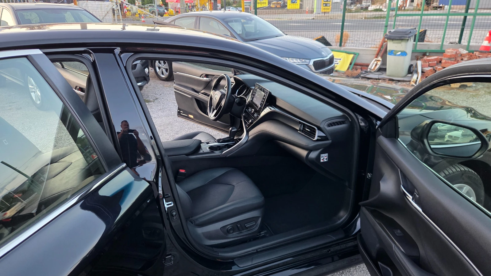 Toyota Camry 2.5 Hybrid e-CVT | Mobile.bg � ����������� 12