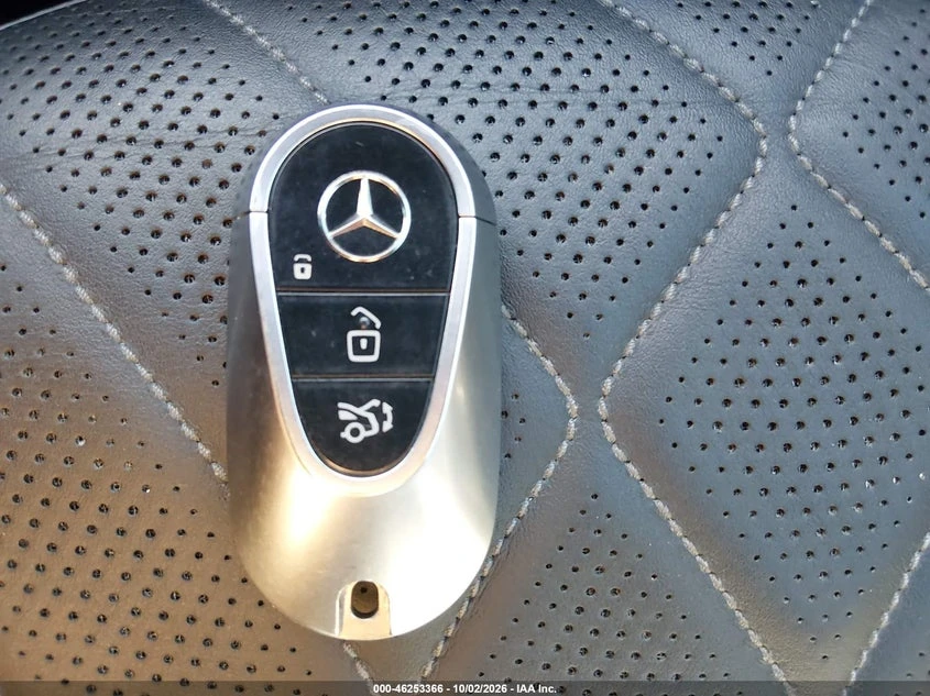 Mercedes-Benz EQS 580 Suv 4Matic, снимка 11 - Автомобили и джипове - 56630368