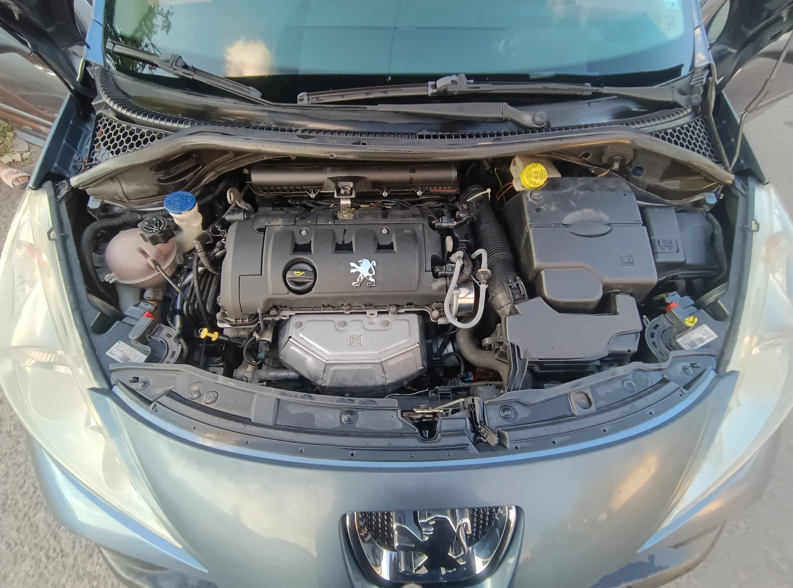 Peugeot 207 1.6 бензин , снимка 12 - Автомобили и джипове - 56665576