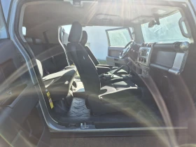 Toyota Fj cruiser 4.0 Ръчни Скорости 2010, снимка 14