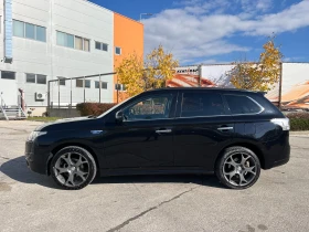 Mitsubishi Outlander 2.0i Hybrid, снимка 2