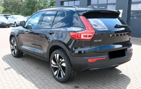 Volvo XC40 B4 AWD = Plus Dark= Гаранция, снимка 2