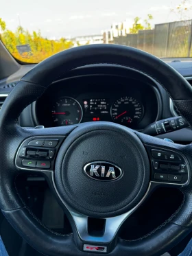 Kia Sportage 2.0 CRDI AWD GT LINE, снимка 10