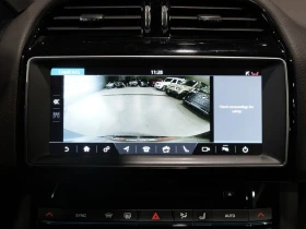 Обява за продажба на Jaguar F-PACE AWD* KEYLESS* PANORAMA* АвтоКредит(ЦЕНА ДО БГ) ~27 999 лв. - изображение 11 | Auto.bg Обява за продажба на Jaguar F-PACE AWD* KEYLESS* PANORAMA* АвтоКредит(ЦЕНА ДО БГ) ~27 999 лв. - изображение 11