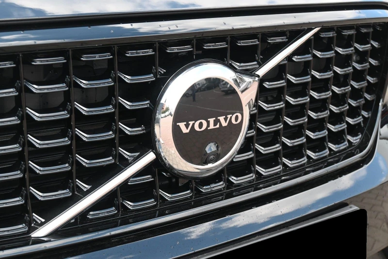 Volvo XC40 B4 AWD = Plus Dark= Гаранция, снимка 6 - Автомобили и джипове - 48102346