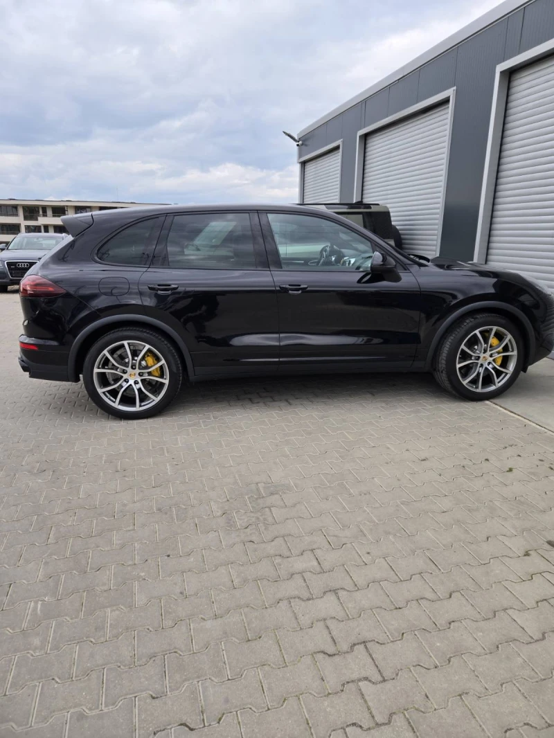 Porsche Cayenne, снимка 10 - Автомобили и джипове - 52162734