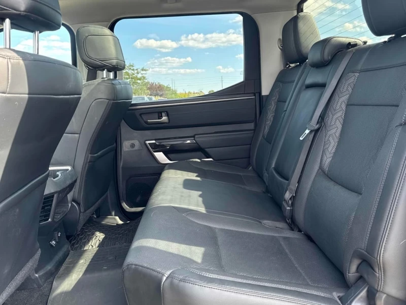 Toyota Tundra * Limited * CARFAX * БЕЗ ПЪРВОНАЧАЛНА ВНОСКА, снимка 12 - Автомобили и джипове - 53087039