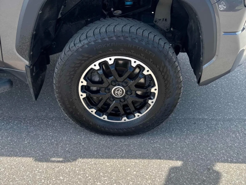 Toyota Tundra * Limited * CARFAX * БЕЗ ПЪРВОНАЧАЛНА ВНОСКА, снимка 7 - Автомобили и джипове - 53087039