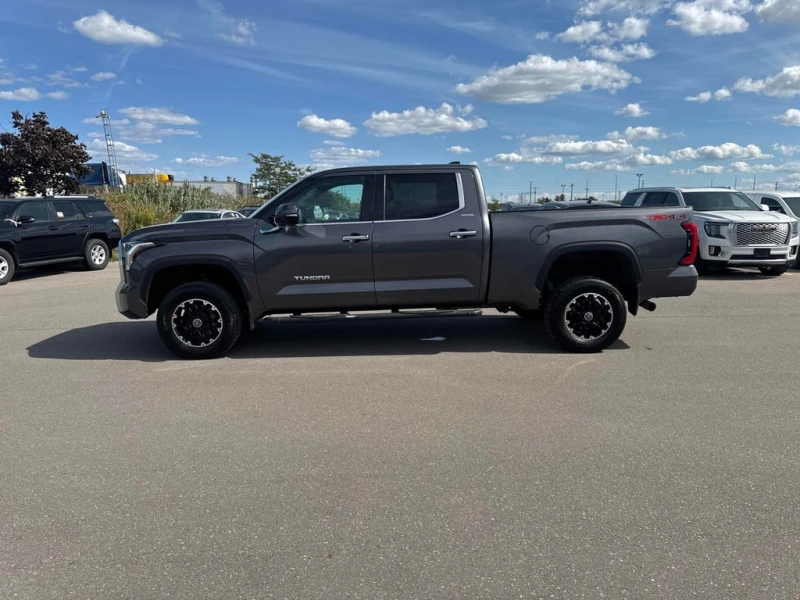 Toyota Tundra * Limited * CARFAX * БЕЗ ПЪРВОНАЧАЛНА ВНОСКА, снимка 2 - Автомобили и джипове - 53087039