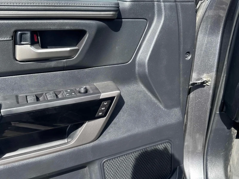 Toyota Tundra * Limited * CARFAX * БЕЗ ПЪРВОНАЧАЛНА ВНОСКА, снимка 13 - Автомобили и джипове - 53087039