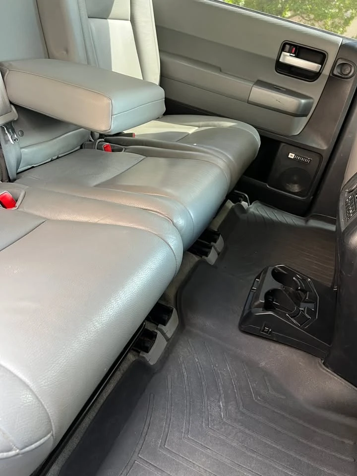 Toyota Sequoia * Limited* АВТОКРЕДИТ БЕЗ ПЪРВОНАЧАЛНА ВНОСКА* , снимка 6 - Автомобили и джипове - 55778947