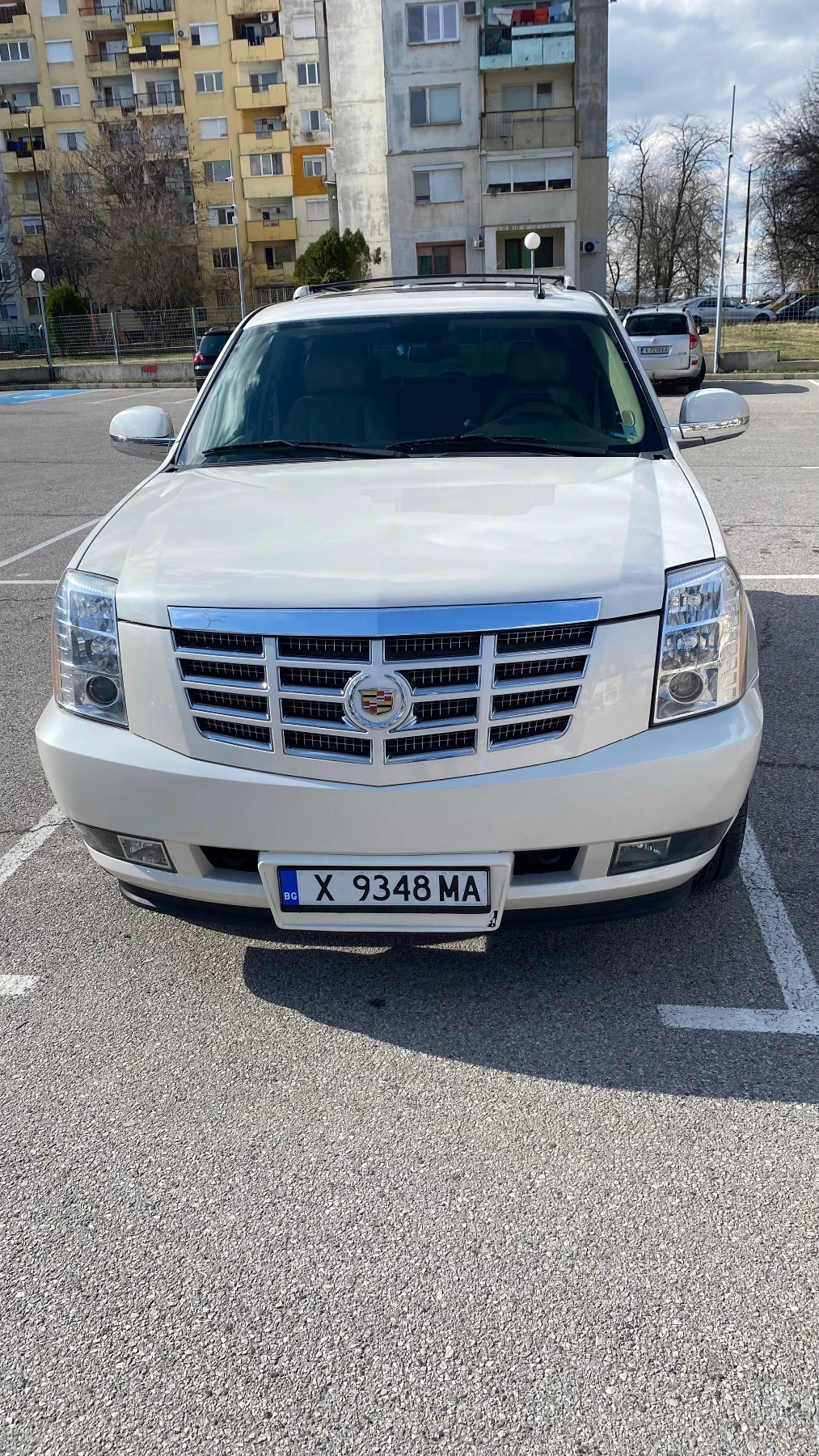 Cadillac Escalade 6.0 hybrid  - изображение 6