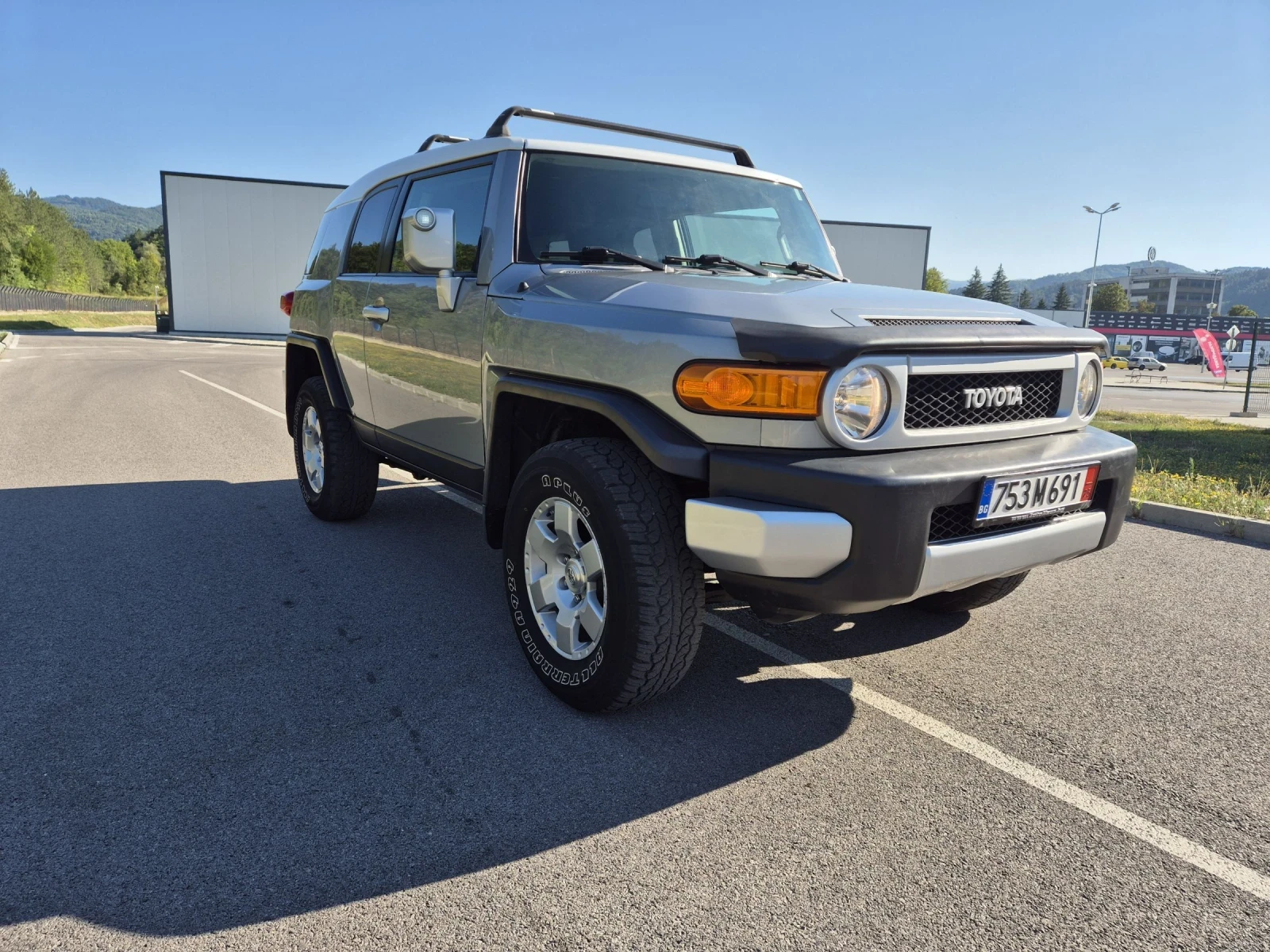 Toyota Fj cruiser 4.0 Ръчни Скорости 2010 - изображение 3