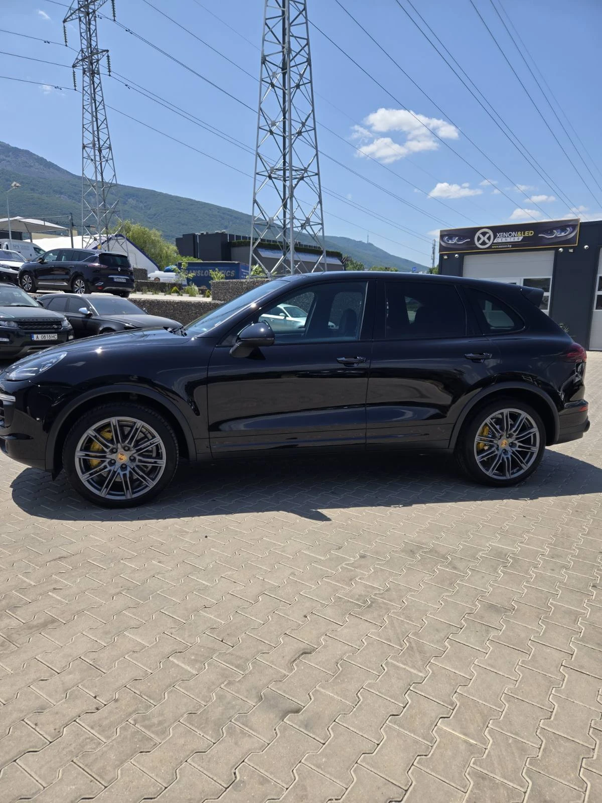 Porsche Cayenne  - изображение 2