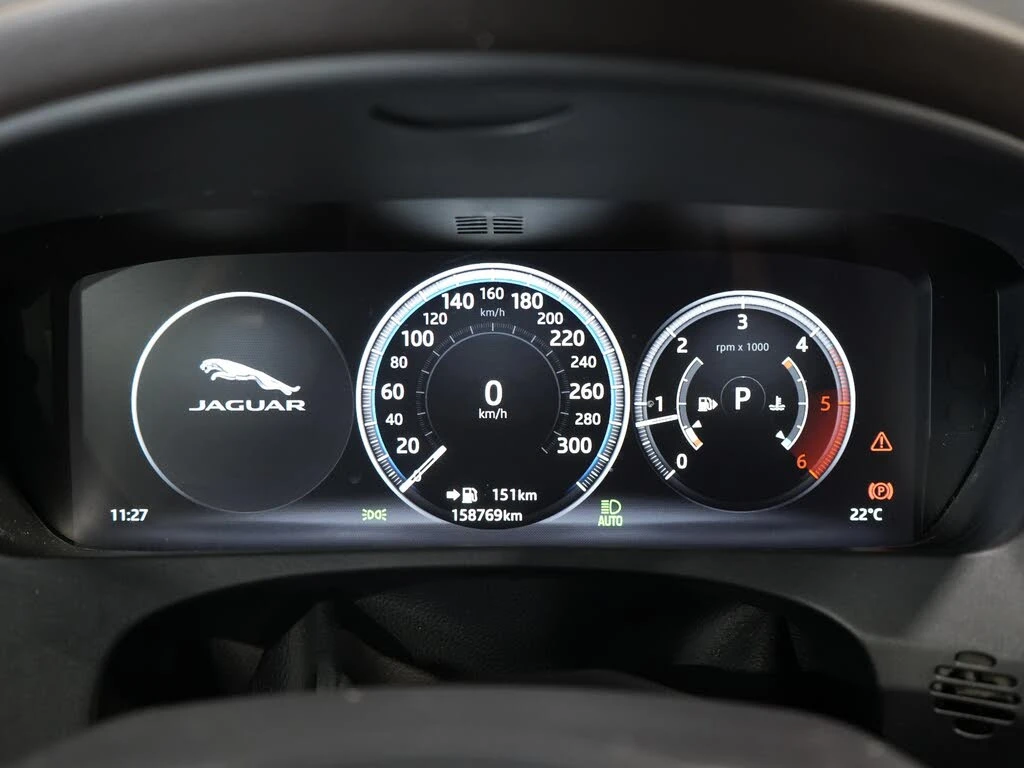 Jaguar F-PACE AWD* KEYLESS* PANORAMA* АвтоКредит(ЦЕНА ДО БГ) - изображение 10