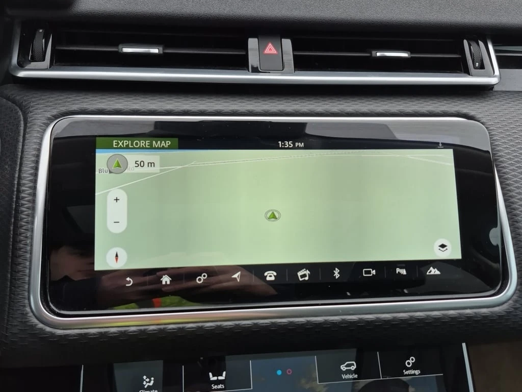 Land Rover Range Rover Velar 2018 R DYNAMIC SE* CARFAX * БЕЗ ПЪРВОНАЧАЛНА - изображение 9