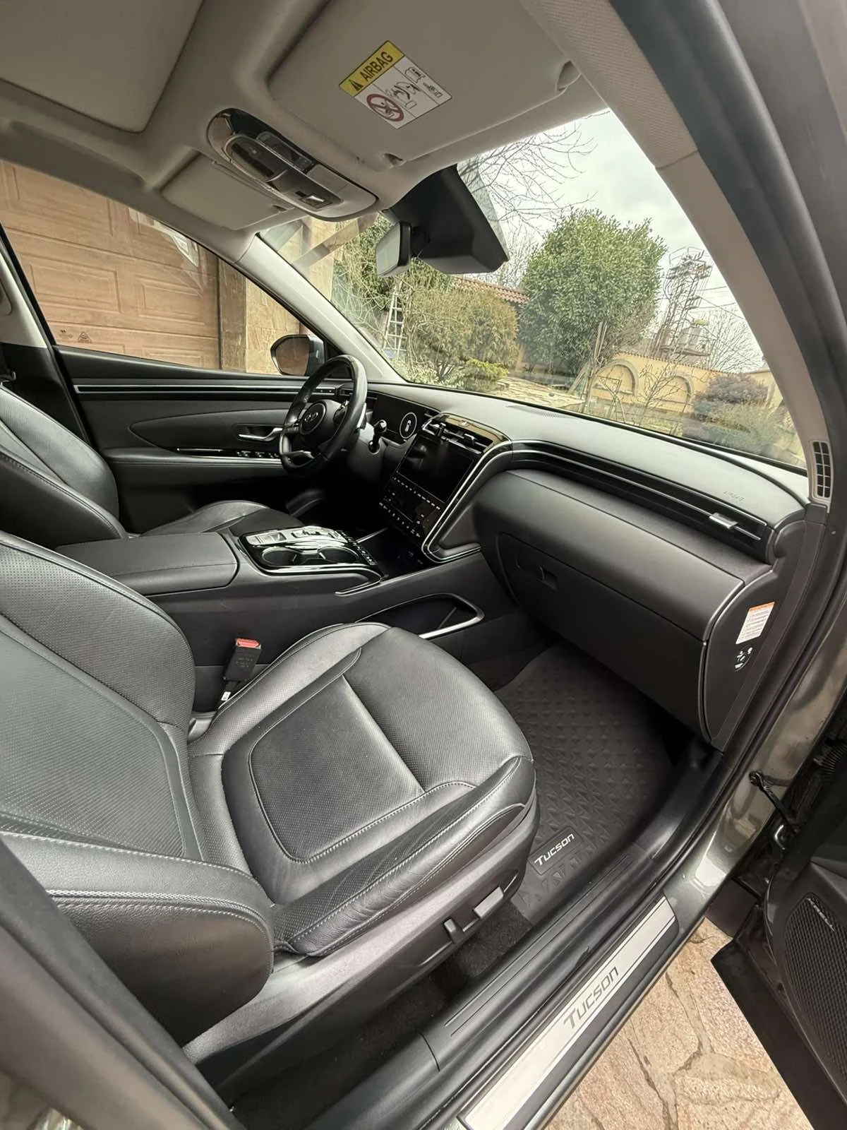 Hyundai Tucson  NX4 Hibrid Premium, снимка 7 - Автомобили и джипове - 53979032