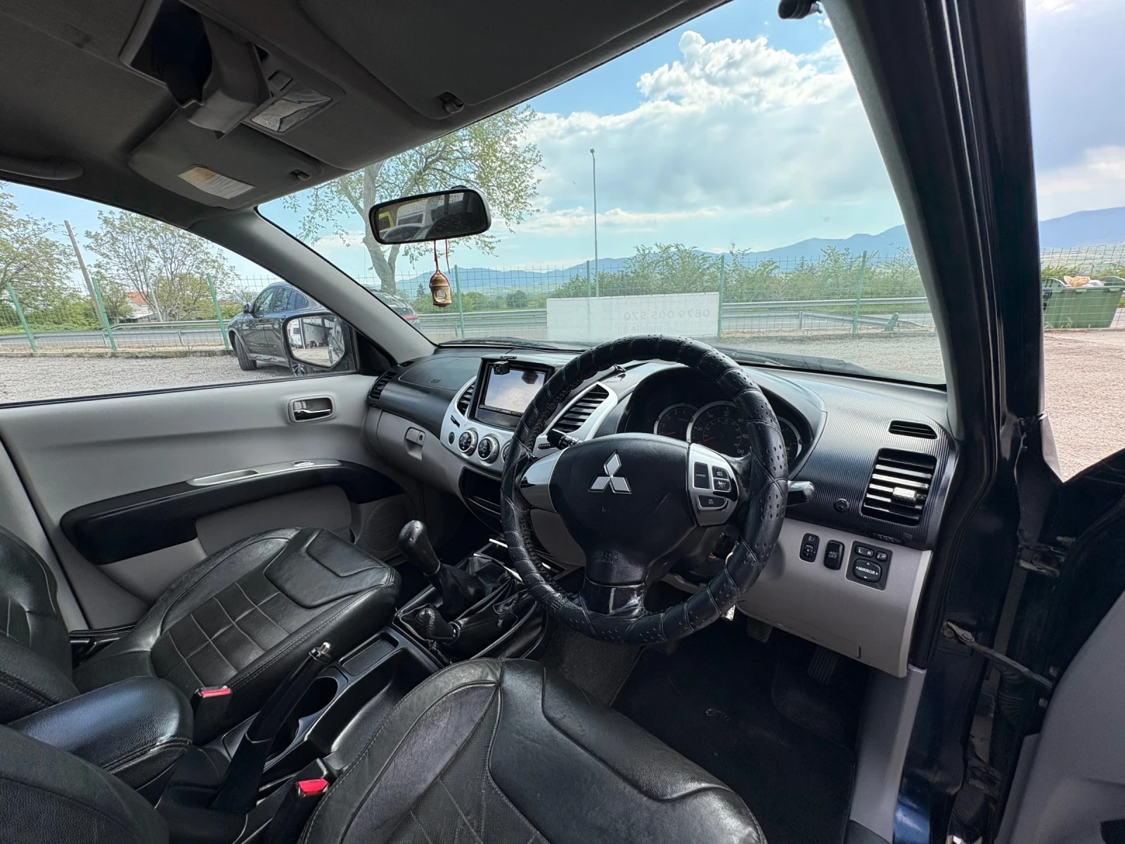 Mitsubishi L200, снимка 14 - Автомобили и джипове - 54444626