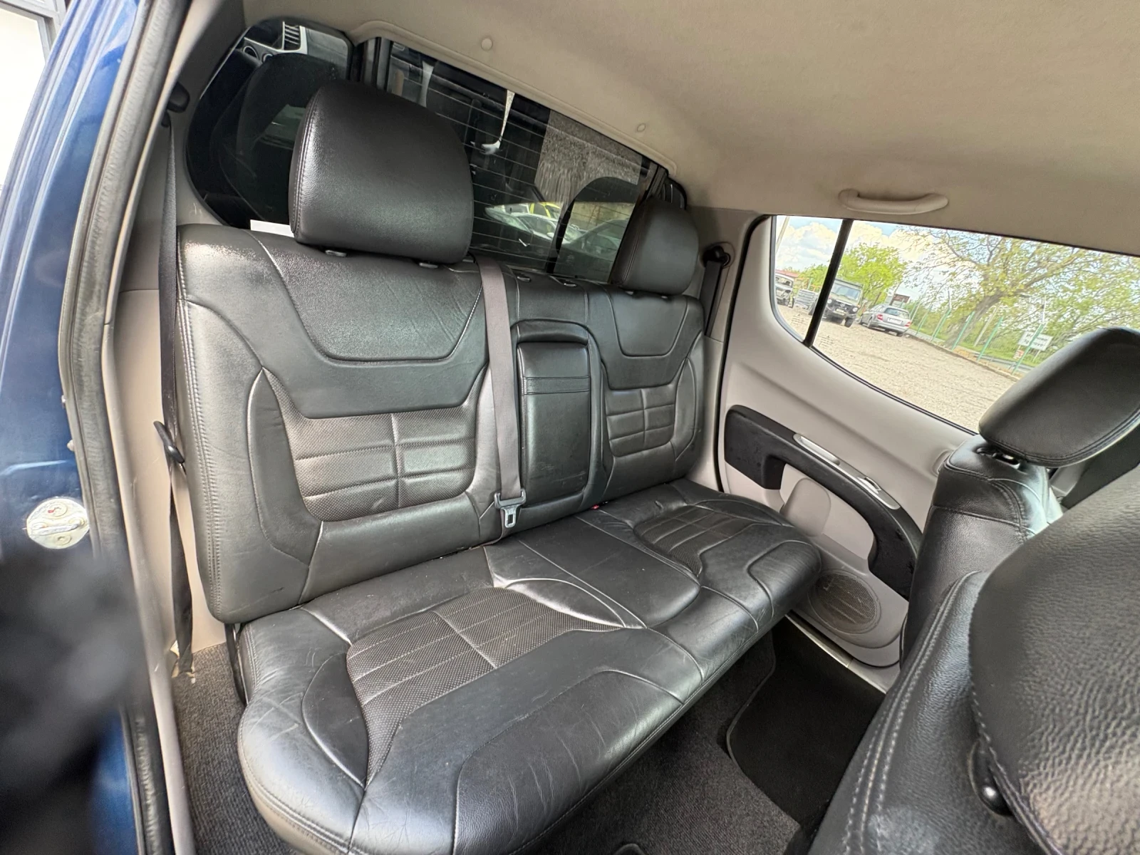 Mitsubishi L200, снимка 13 - Автомобили и джипове - 54444626