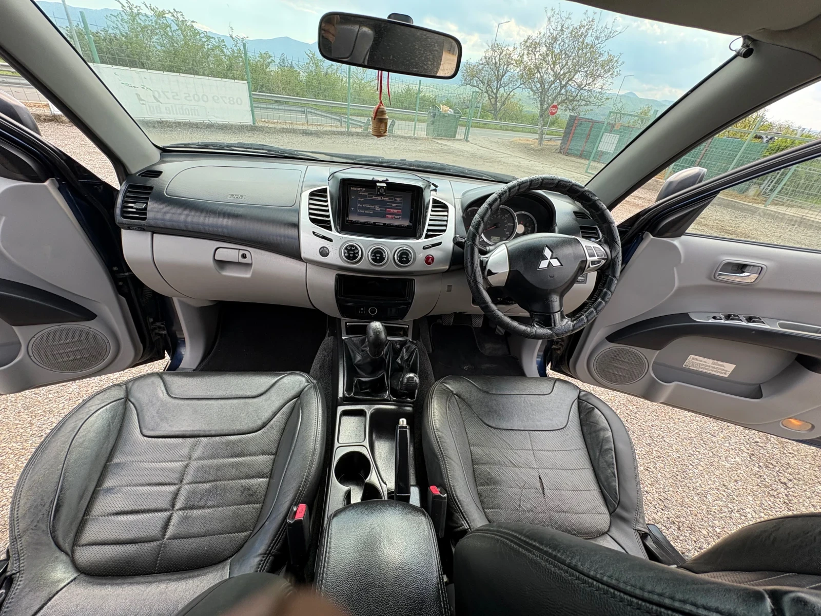 Mitsubishi L200, снимка 16 - Автомобили и джипове - 54444626