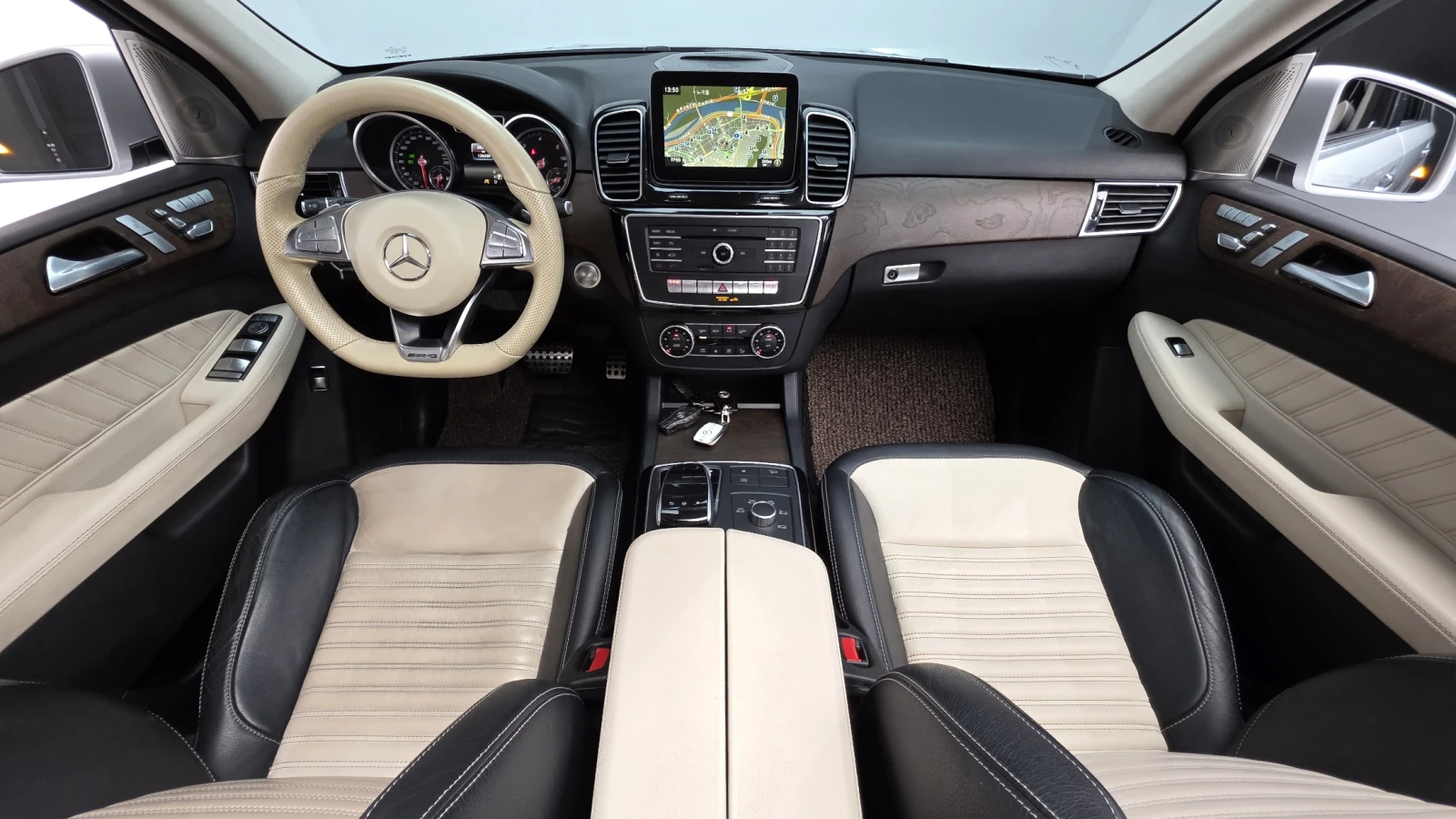 Mercedes-Benz GLE 350 4MATIC* FULL* 6.3 AMG OPTIC* , снимка 6 - Автомобили и джипове - 54924417