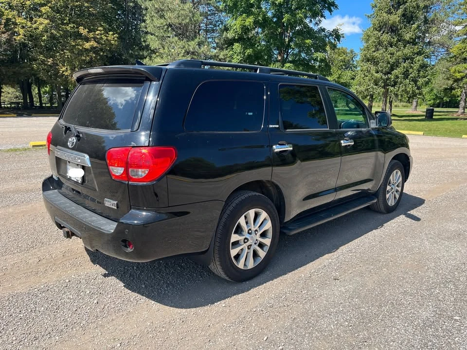 Toyota Sequoia * Limited* АВТОКРЕДИТ БЕЗ ПЪРВОНАЧАЛНА ВНОСКА* , снимка 2 - Автомобили и джипове - 55778947