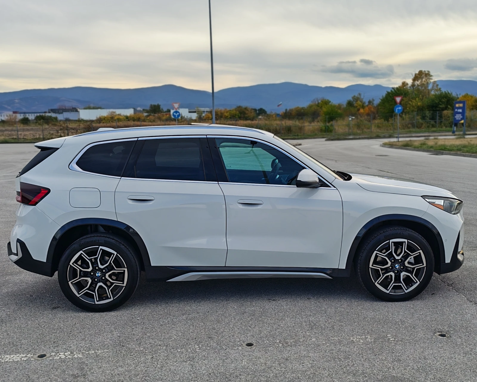 BMW X1 X Drive 2.8i, снимка 6 - Автомобили и джипове - 56522734