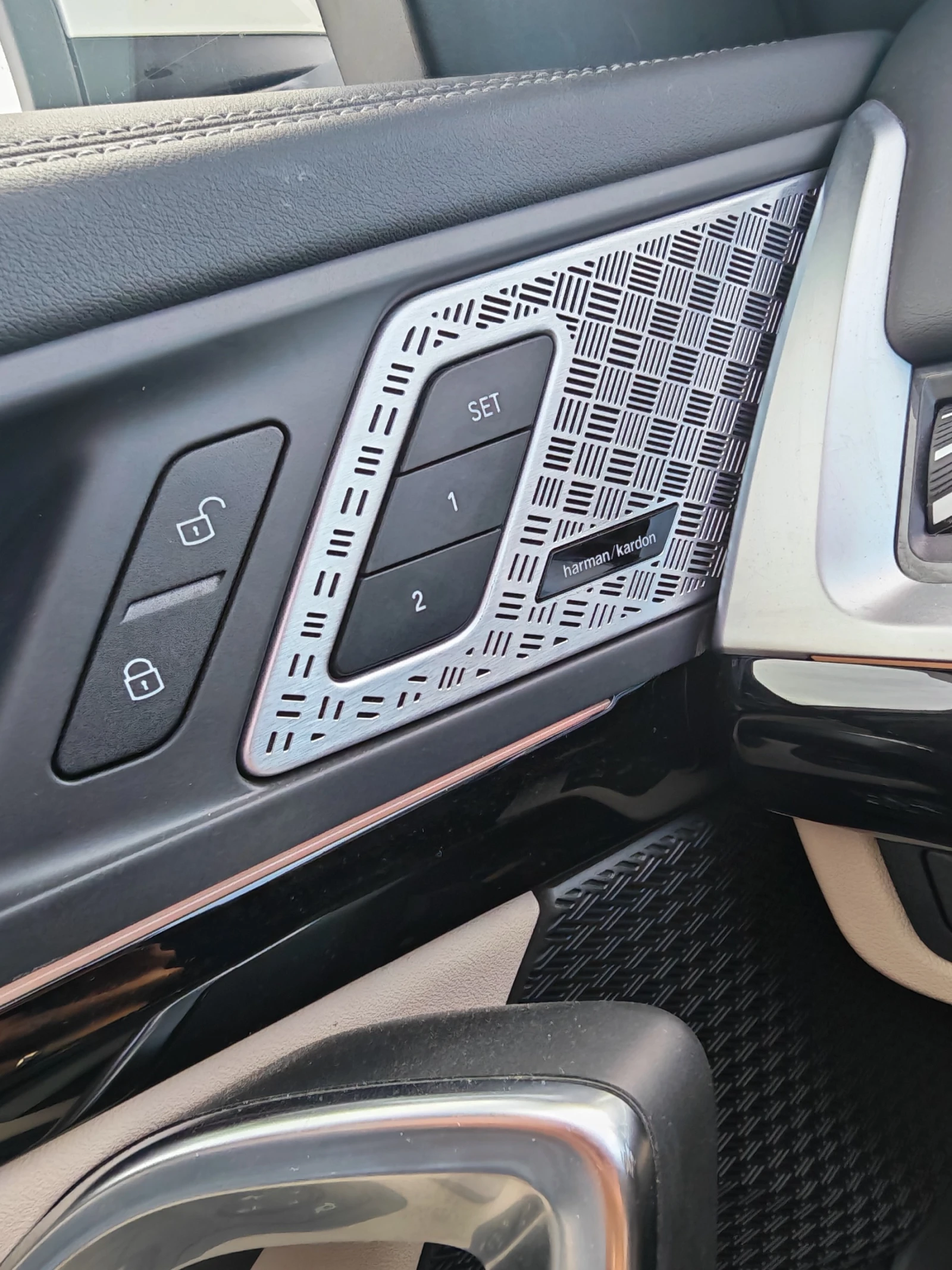 BMW X1 X Drive 2.8i, снимка 14 - Автомобили и джипове - 56522734