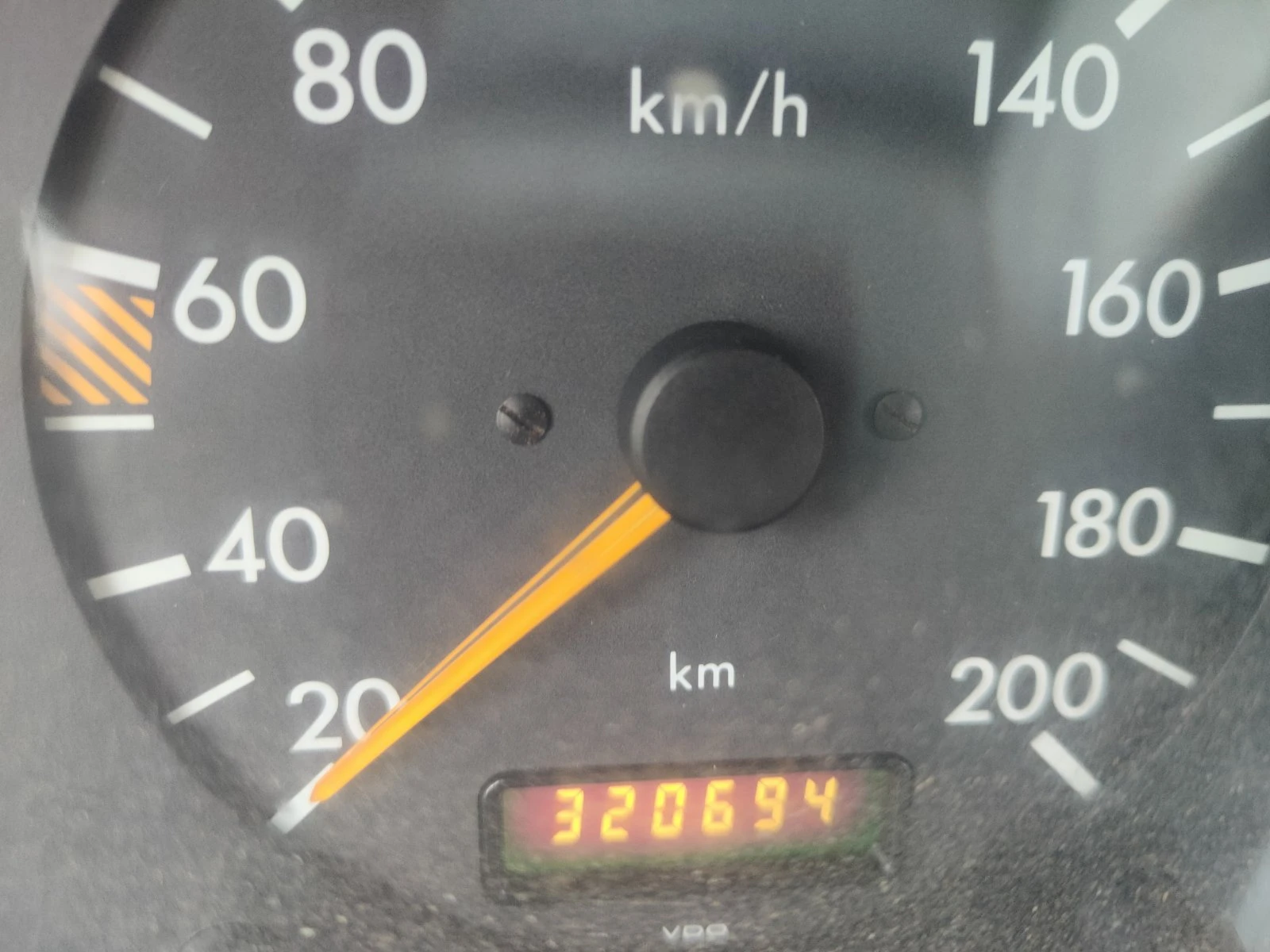 Mercedes-Benz Sprinter 208 208д - изображение 3