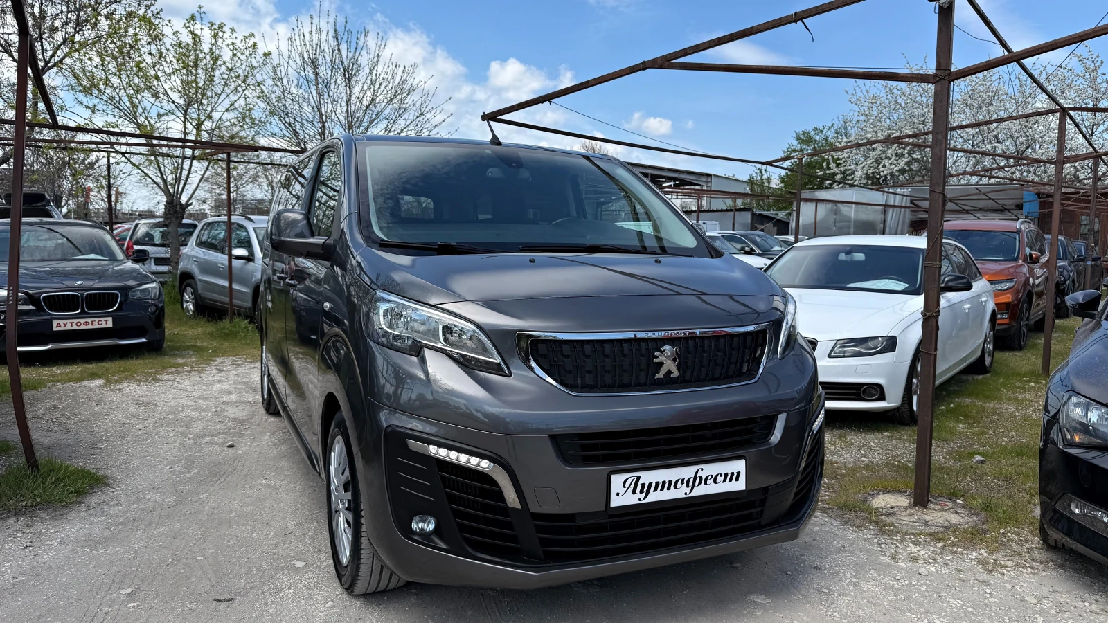 Peugeot Traveller 1.5HDI 8Mеста Евро-6Д, снимка 2 - Бусове и автобуси - 54259324