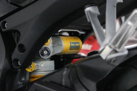 Suzuki Gsxr 750 Ohlins / Brembo / Alstare lightech | Mobile.bg    7