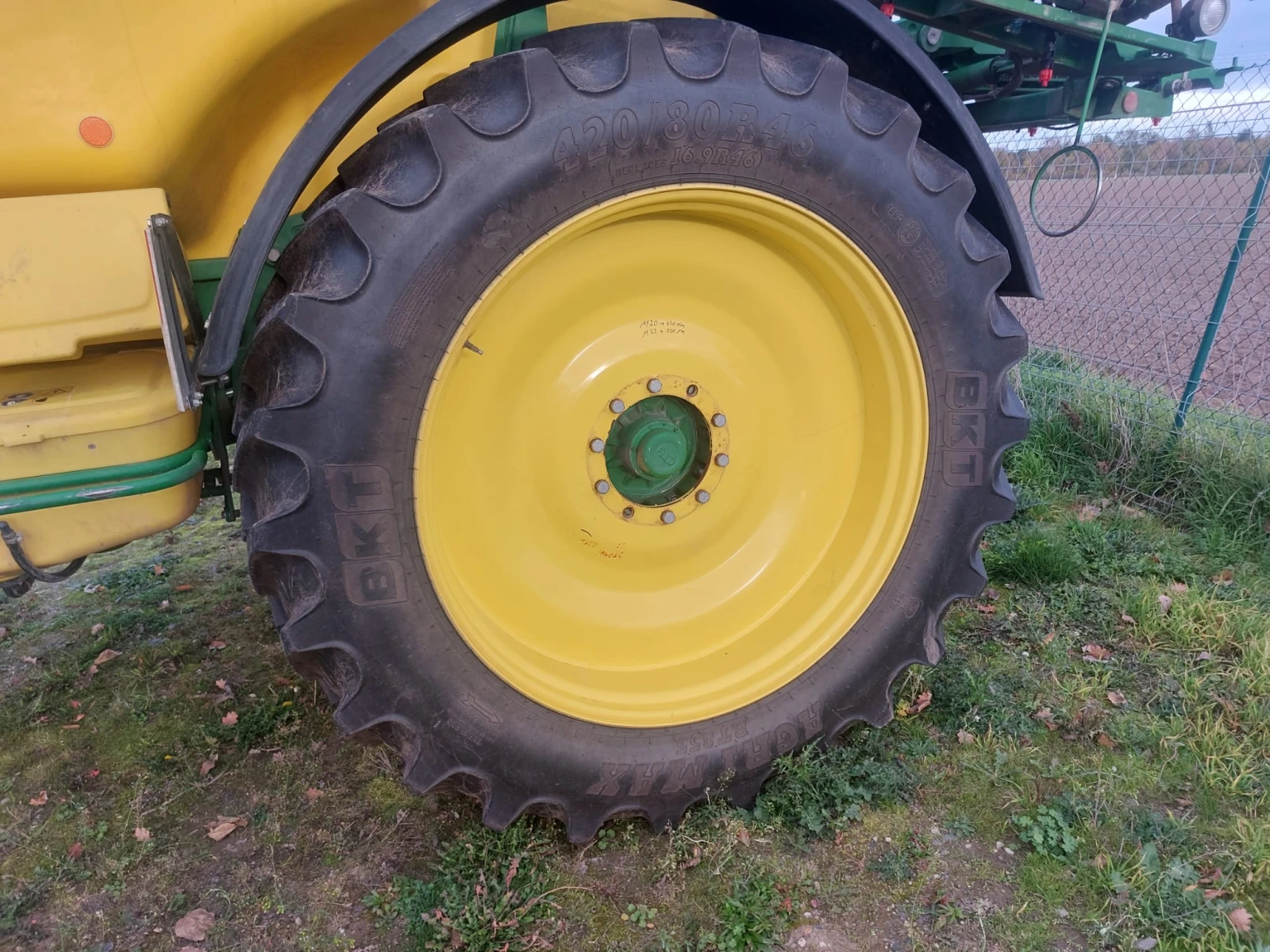 Пръскачка Друга марка JOHN DEERE M740i BOOM TRACK ЛИЗИНГ - изображение 4