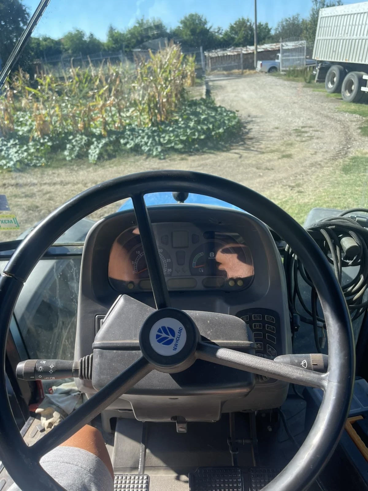 Трактор New Holland TL100 A - изображение 8