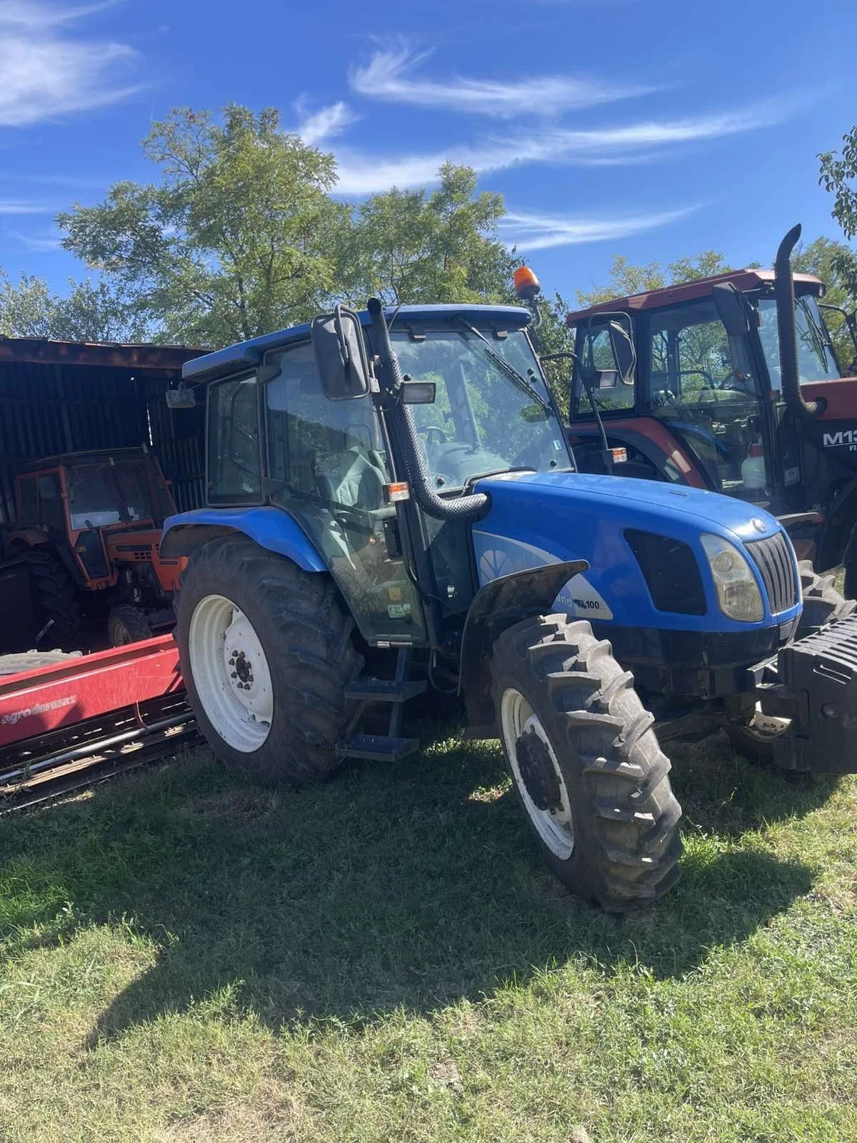 Трактор New Holland TL100 A - изображение 2