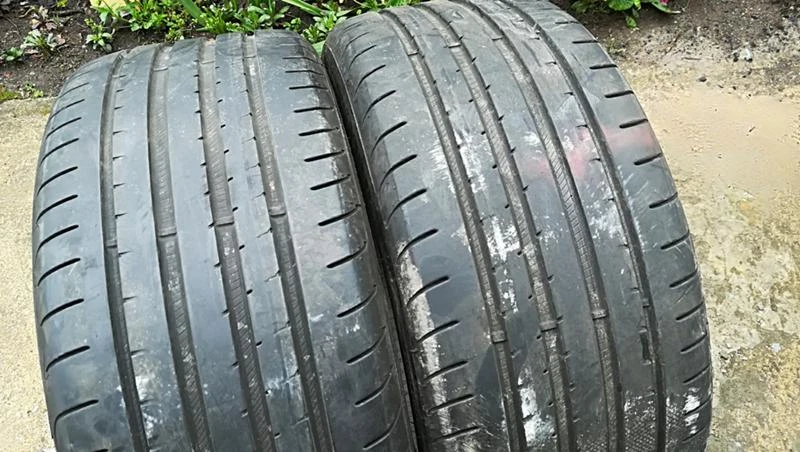 Гуми Летни 225/40R18, снимка 2 - Гуми и джанти - 25085597