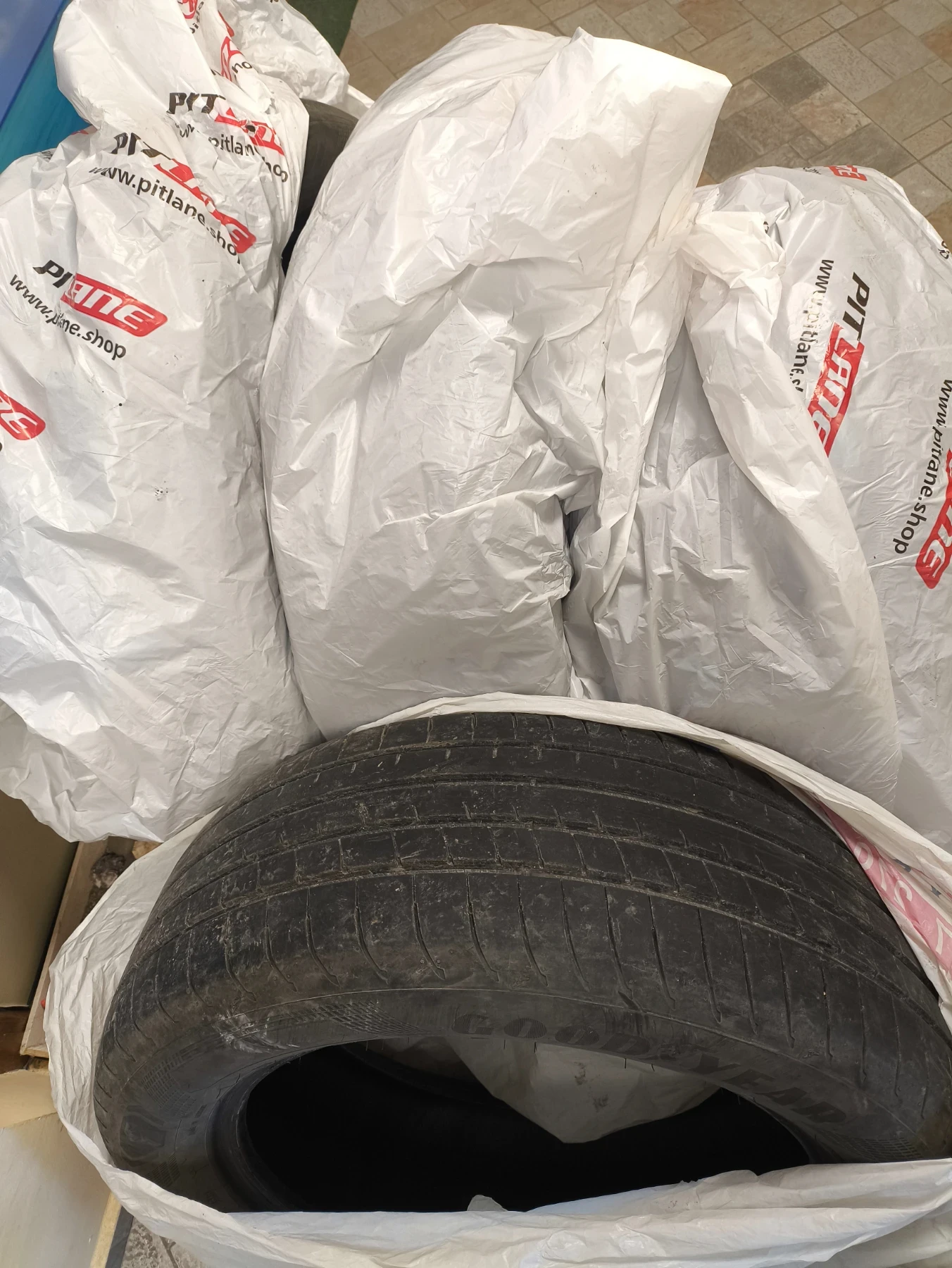 Гуми Летни 235/55R18, снимка 5 - Гуми и джанти - 54783622