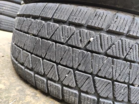 Гуми Зимни 245/65R17, снимка 4 - Гуми и джанти - 48979524