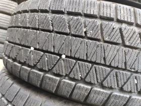 Гуми Зимни 245/65R17, снимка 3 - Гуми и джанти - 48979524