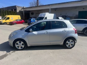 Toyota Yaris 1.4D4D - КЛИМАТРОНИК, снимка 8